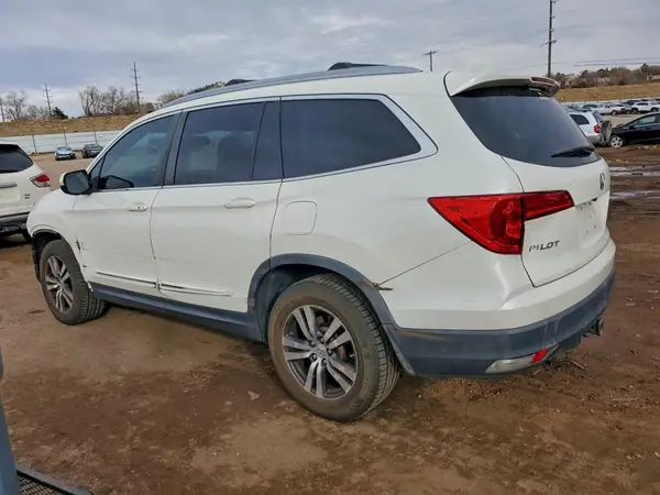 5FNYF6H58HB061839 2017 HONDA PILOT - Image 2