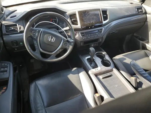 5FNYF6H58HB063624 2017 HONDA PILOT - Image 8