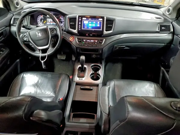 5FNYF6H58HB074168 2017 HONDA PILOT - Image 8