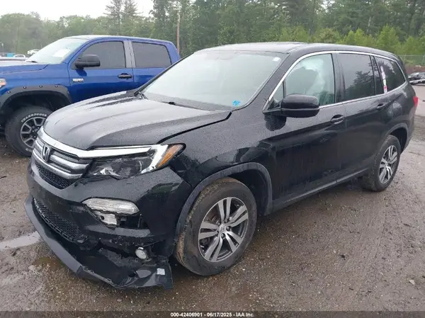 5FNYF6H58HB083923 2017 HONDA PILOT - Image 2