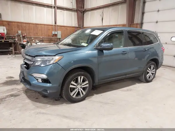 5FNYF6H58HB094601 2017 HONDA PILOT - Image 2