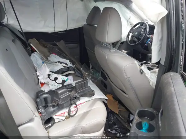 5FNYF6H58HB095425 2017 HONDA PILOT - Image 8