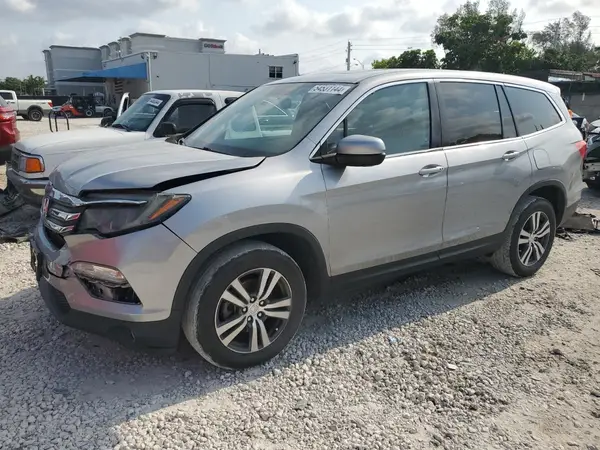 5FNYF6H58JB007897 2018 HONDA PILOT - Image 1