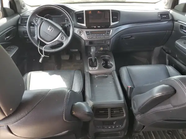 5FNYF6H58JB009083 2018 HONDA PILOT - Image 8