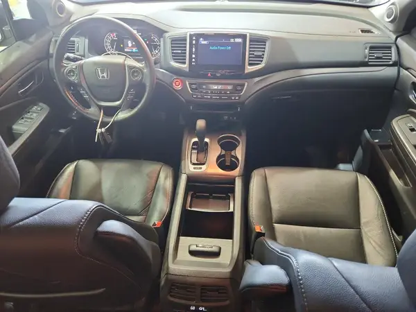 5FNYF6H58JB023954 2018 HONDA PILOT - Image 8