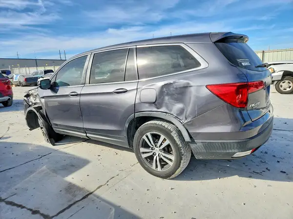 5FNYF6H58JB026532 2018 HONDA PILOT - Image 2