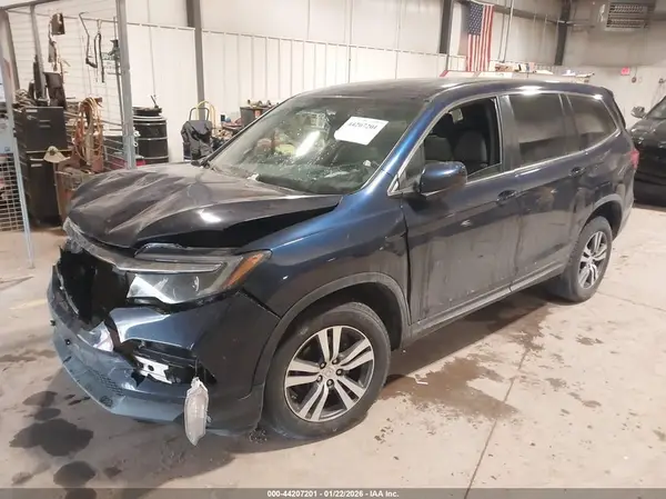 5FNYF6H58JB033982 2018 HONDA PILOT - Image 2
