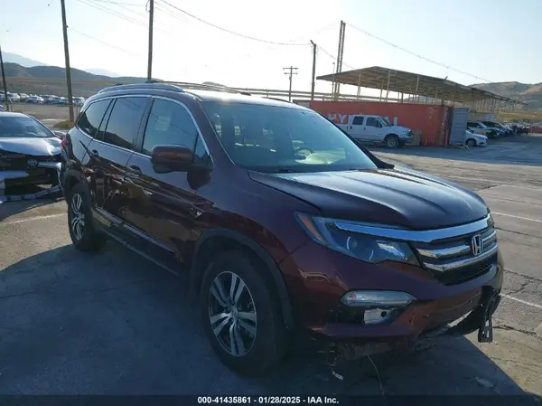 5FNYF6H58JB037479 2018 HONDA PILOT - Image 1