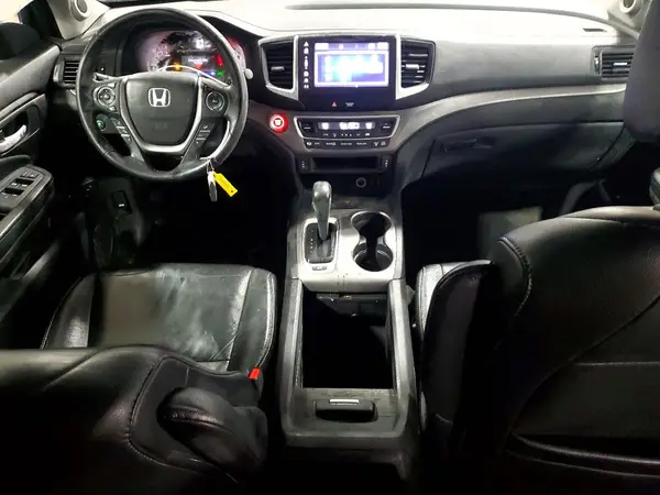 5FNYF6H58JB040060 2018 HONDA PILOT - Image 8