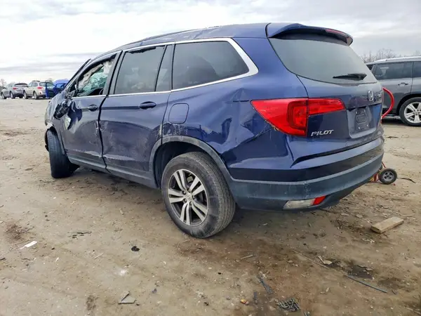 5FNYF6H58JB042584 2018 HONDA PILOT - Image 2