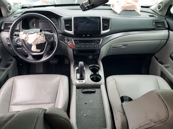 5FNYF6H58JB042584 2018 HONDA PILOT - Image 8