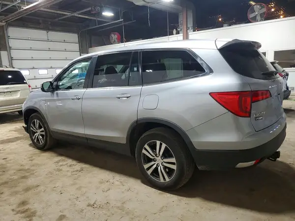 5FNYF6H58JB050989 2018 HONDA PILOT - Image 2