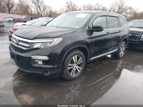 5FNYF6H58JB054816 2018 HONDA PILOT - Image 2