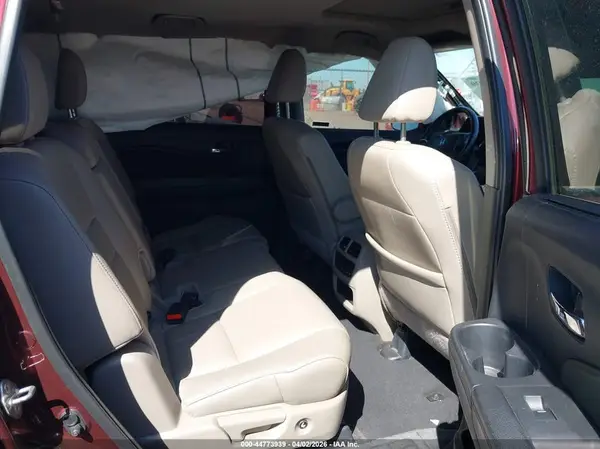 5FNYF6H58JB063970 2018 HONDA PILOT - Image 8