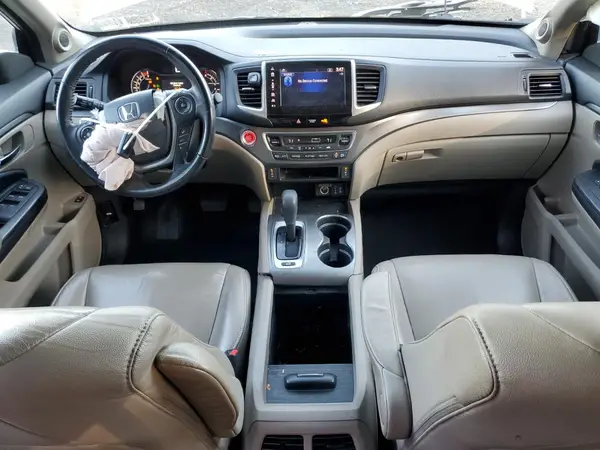5FNYF6H58JB072975 2018 HONDA PILOT - Image 8