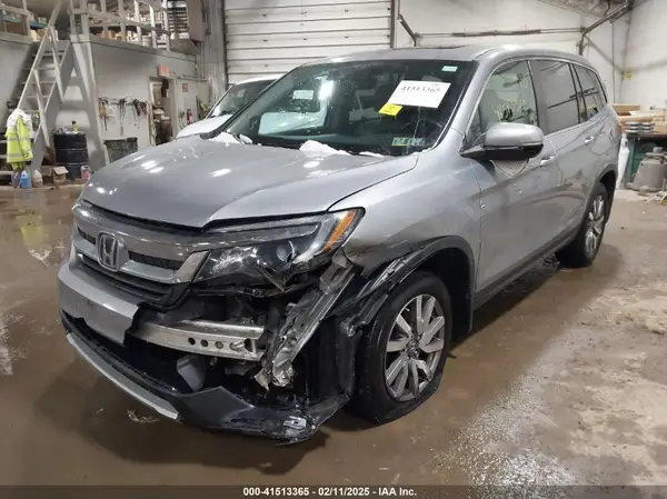 5FNYF6H58KB029898 2019 HONDA PILOT - Image 2