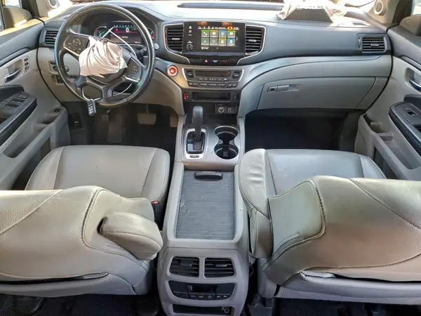 5FNYF6H58KB047561 2019 HONDA PILOT - Image 8