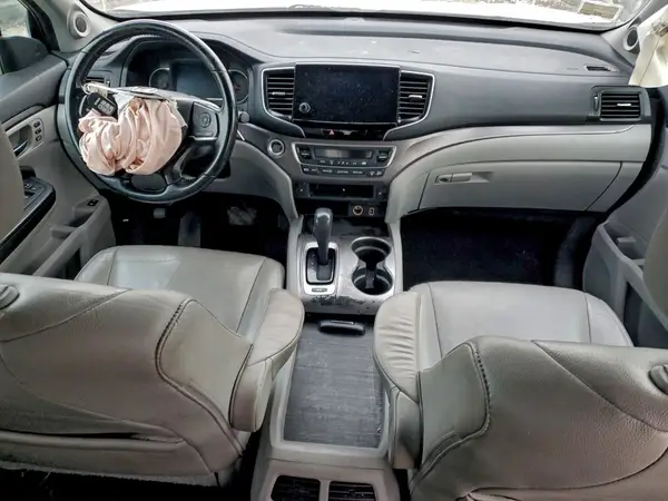 5FNYF6H58KB099630 2019 HONDA PILOT - Image 8