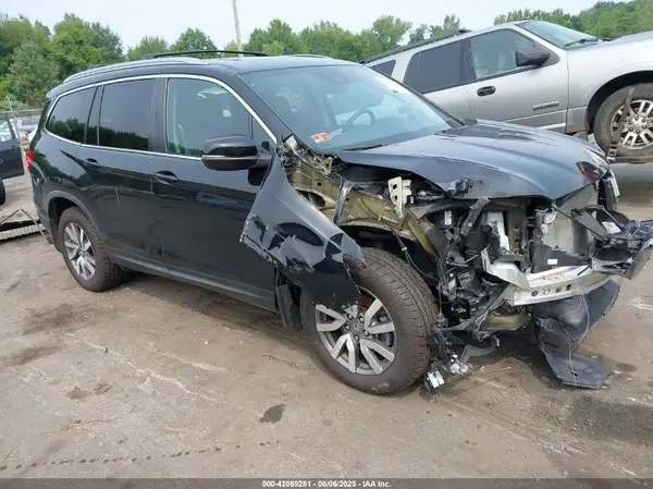 5FNYF6H58LB003819 2020 HONDA PILOT - Image 1