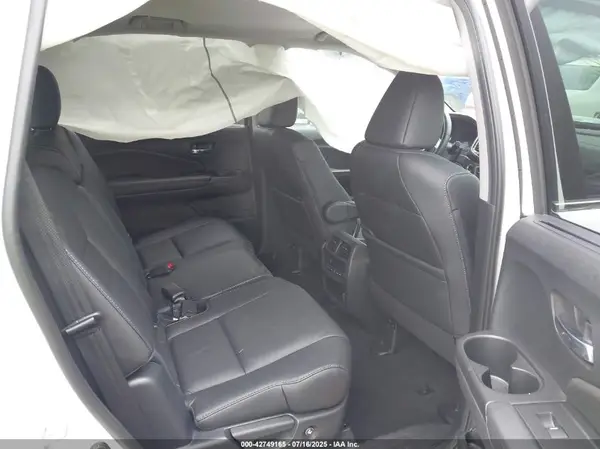5FNYF6H58MB038037 2021 HONDA PILOT - Image 8