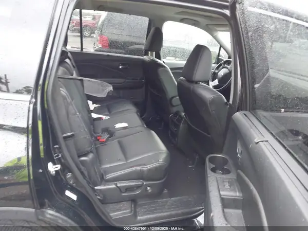 5FNYF6H58MB099906 2021 HONDA PILOT - Image 8