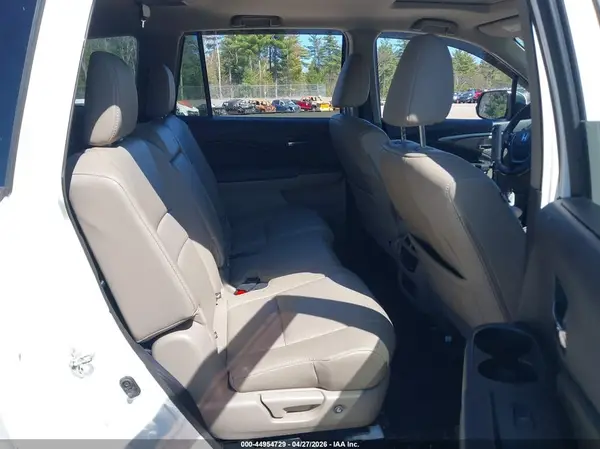 5FNYF6H59GB006802 2016 HONDA PILOT - Image 8