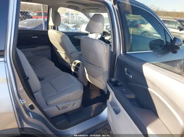5FNYF6H59GB025723 2016 HONDA PILOT - Image 8