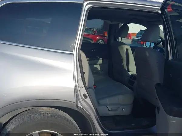 5FNYF6H59GB103370 2016 HONDA PILOT - Image 8