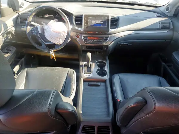 5FNYF6H59HB003917 2017 HONDA PILOT - Image 8
