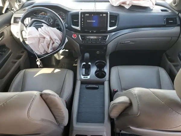 5FNYF6H59HB051627 2017 HONDA PILOT - Image 8