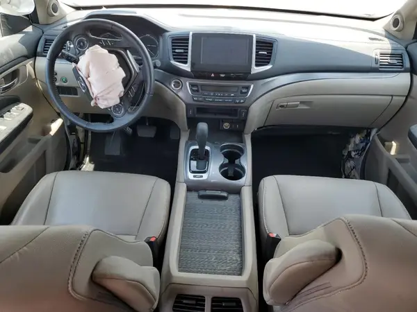 5FNYF6H59HB060442 2017 HONDA PILOT - Image 8
