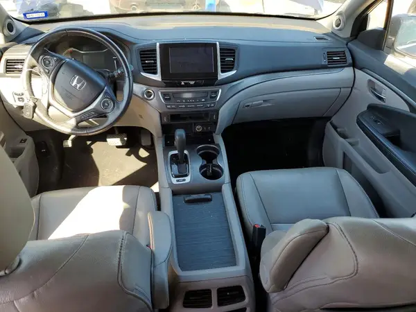 5FNYF6H59HB061333 2017 HONDA PILOT - Image 8