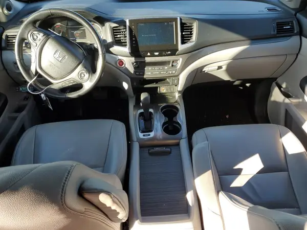 5FNYF6H59HB072610 2017 HONDA PILOT - Image 8