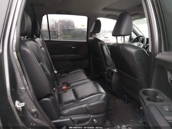 5FNYF6H59HB073594 2017 HONDA PILOT - Image 8