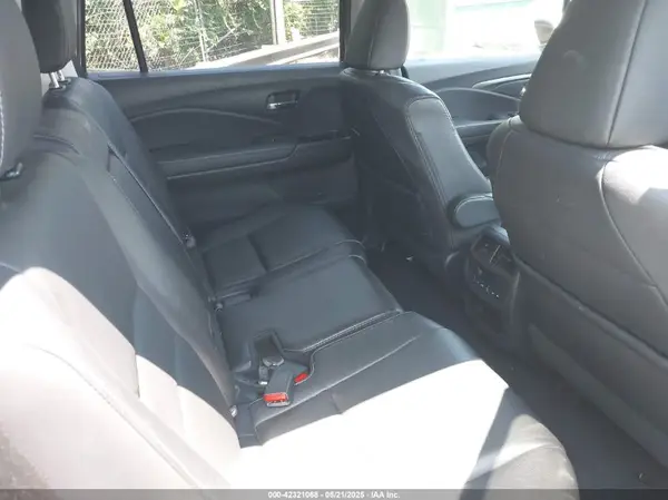5FNYF6H59HB081887 2017 HONDA PILOT - Image 8