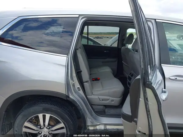 5FNYF6H59HB087821 2017 HONDA PILOT - Image 8