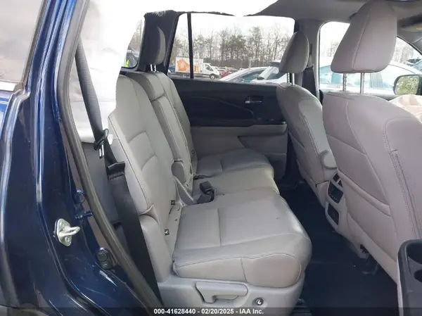 5FNYF6H59HB101250 2017 HONDA PILOT - Image 8