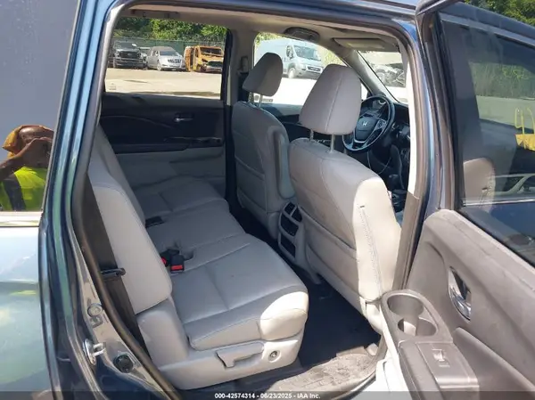 5FNYF6H59HB101376 2017 HONDA PILOT - Image 8