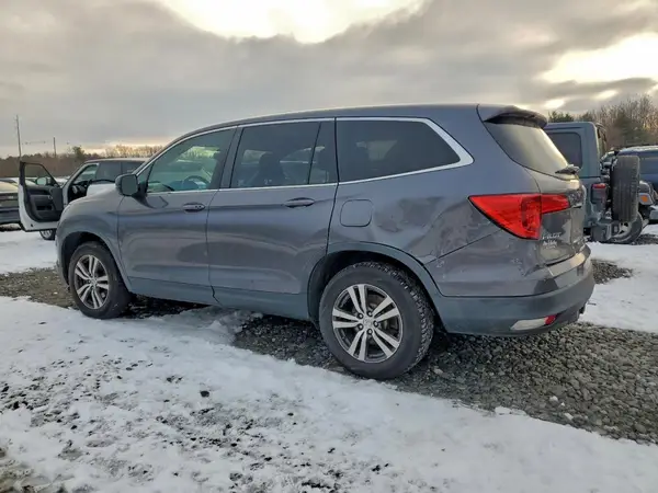 5FNYF6H59JB001560 2018 HONDA PILOT - Image 2