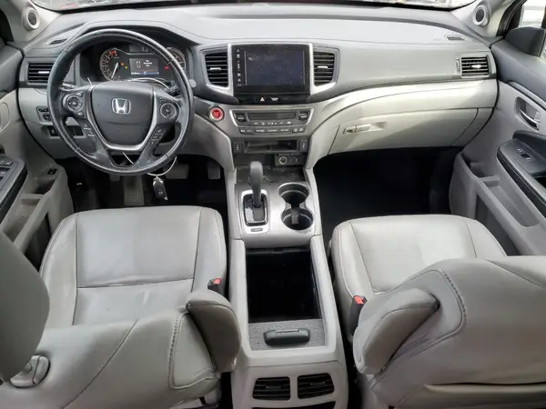 5FNYF6H59JB025972 2018 HONDA PILOT - Image 8