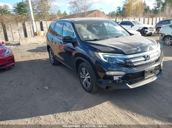 5FNYF6H59JB029858 2018 HONDA PILOT - Image 1