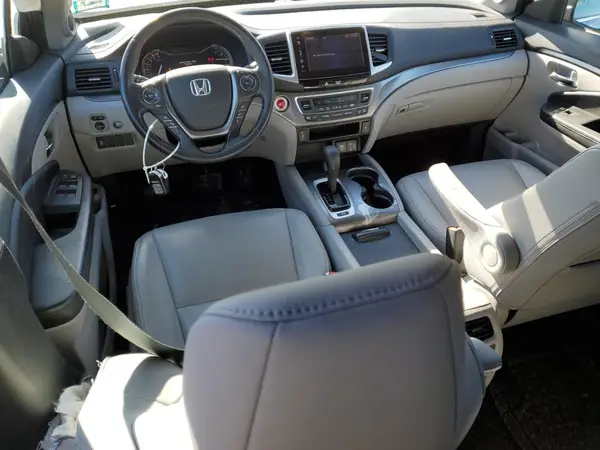 5FNYF6H59JB055862 2018 HONDA PILOT - Image 8