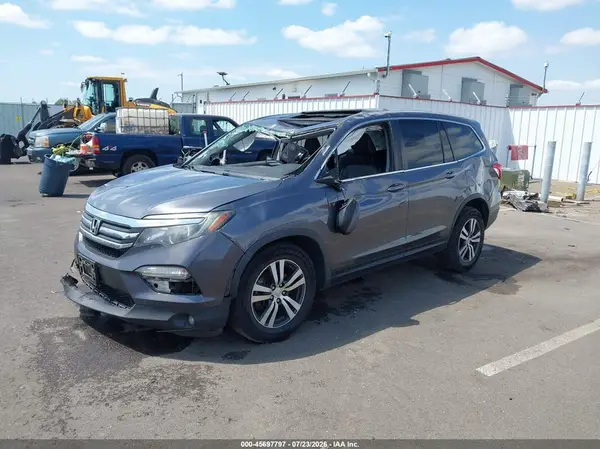 5FNYF6H59JB057143 2018 HONDA PILOT - Image 2
