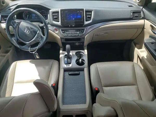 5FNYF6H59JB058101 2018 HONDA PILOT - Image 8