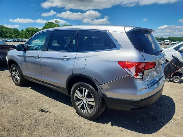 5FNYF6H59JB058289 2018 HONDA PILOT - Image 2