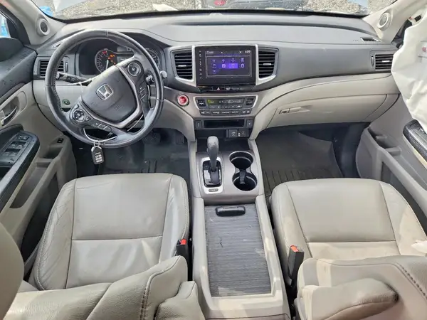 5FNYF6H59JB066781 2018 HONDA PILOT - Image 8