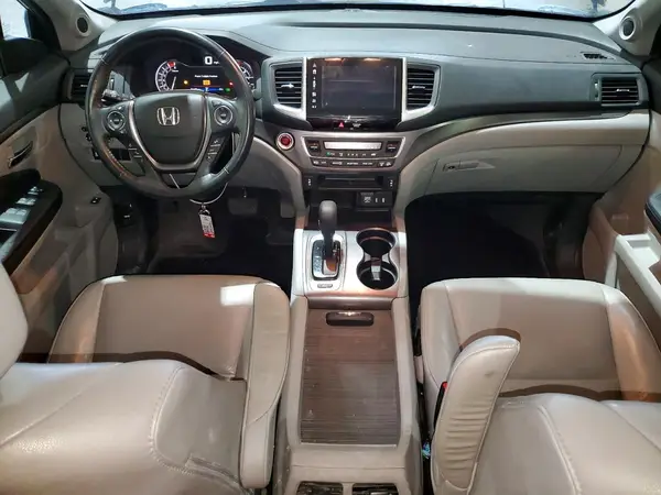 5FNYF6H59JB071981 2018 HONDA PILOT - Image 8