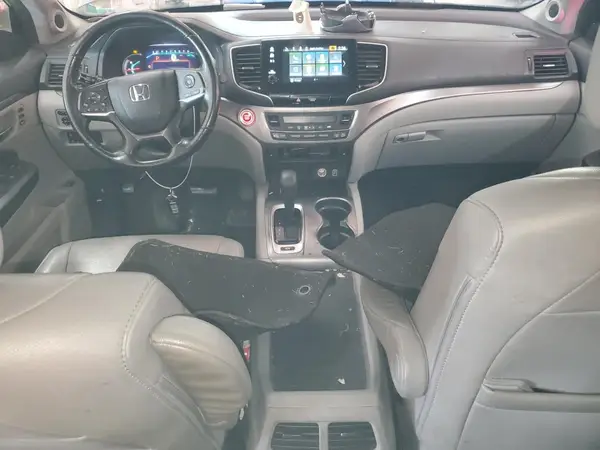 5FNYF6H59KB009143 2019 HONDA PILOT - Image 8