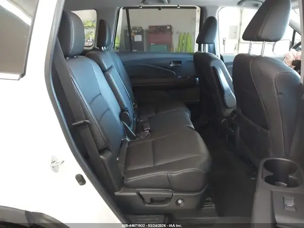 5FNYF6H59KB031739 2019 HONDA PILOT - Image 8