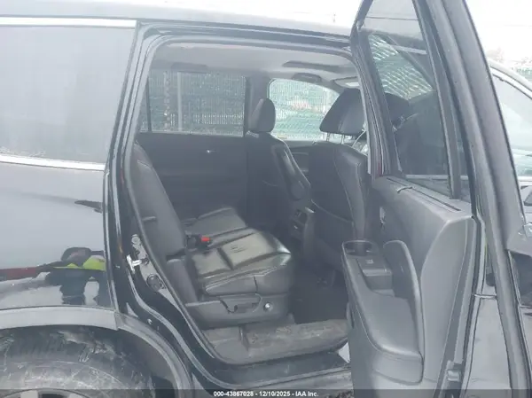 5FNYF6H59KB049979 2019 HONDA PILOT - Image 8